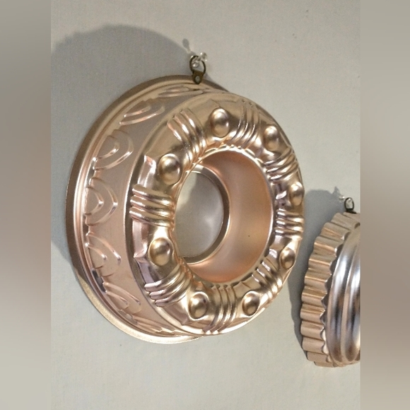 Two Vintage Copper Molds - Jello Molds - Wall Hangings - Picture 8 of 13